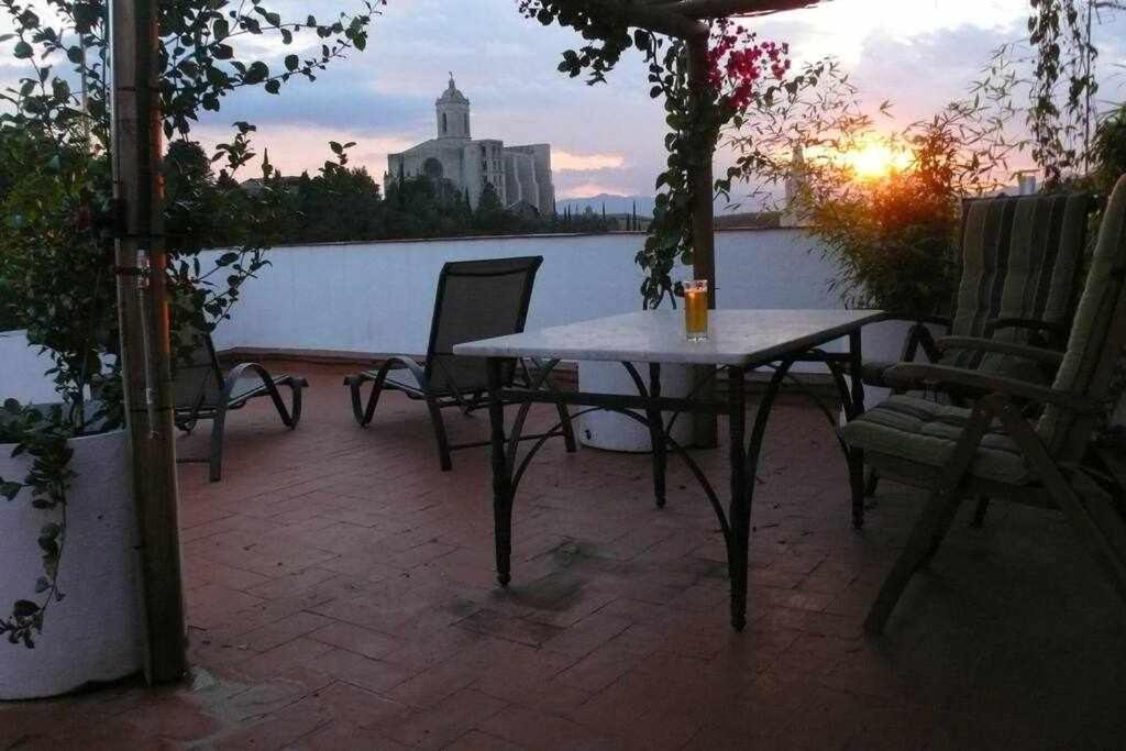 Apartamento Con Increibles Vistas Y Terraza Херона Екстериор снимка
